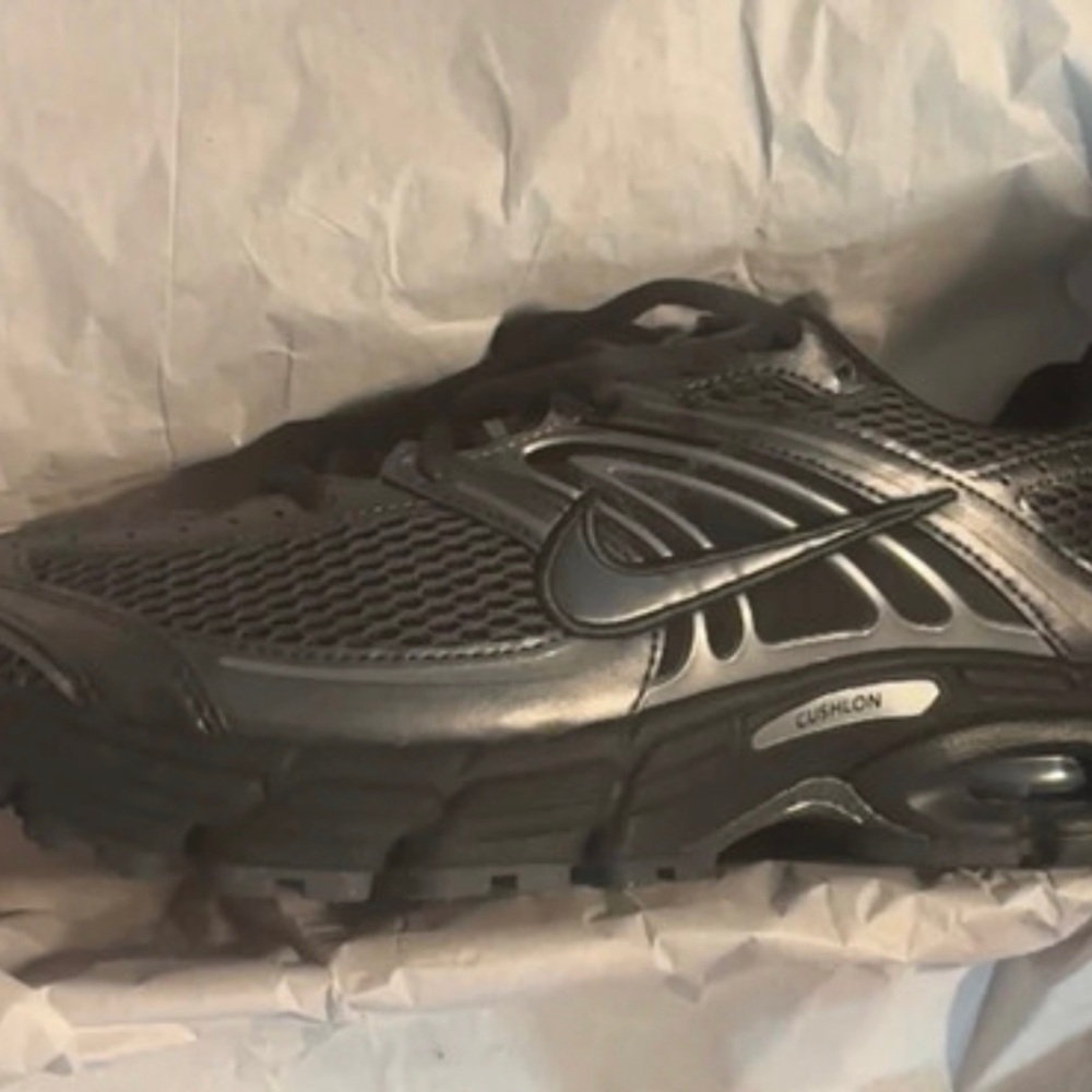 Nike Air Max Moto 2K